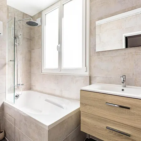 Guestready - Apt Spacieux Pour 4 Dans Le Marais Apartment
